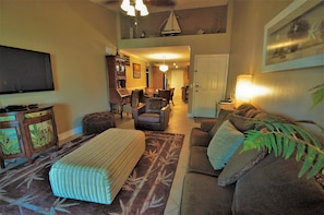 Galveston condo rental with 2 bedrooms, 2 pools and the beach across the street.