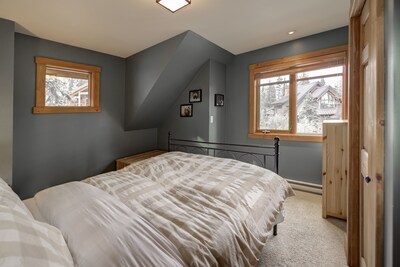 Located in the best ski-in, ski-out neighborhood at KHMR, skiers paradise