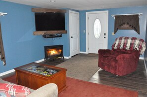 Living room at Grammy's HIdeaway