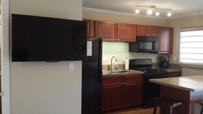 40 inch flat screen TV, cable and WI-FI 