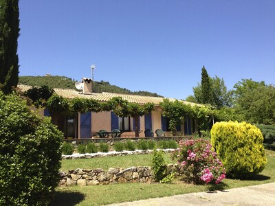 Traditional Provencal Villa With Private Heated Pool