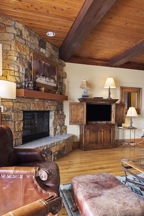 Living Room with Fireplace