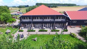 Voorkant van accommodatie
