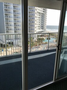 2br/2bath Ocean View. Great Views. Great Location!! 