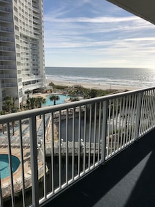 2br/2bath Ocean View. Great Views. Great Location!! 