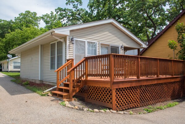 External back view of house. 