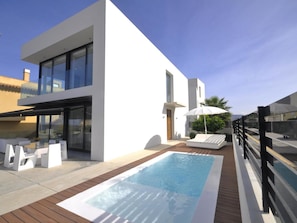 Piscine maison de vacances