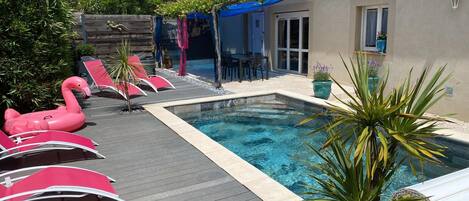 Schwimmbad des Ferienhauses
