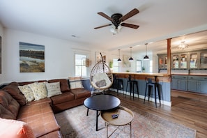 Welcome to River Paradise, a charming cottage located on a beautiful waterfront location with wide river views