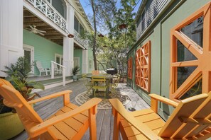 PRIVATE LIGHTED OUTDOOR DINING & SITTING AREA