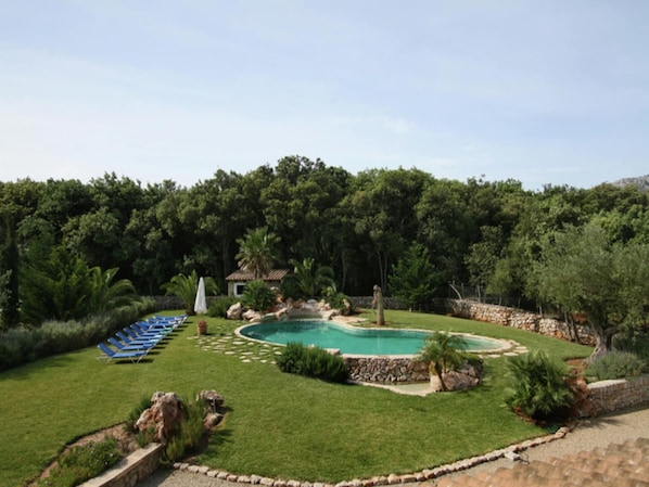 Piscine maison de vacances