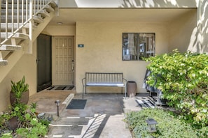 Front door and patio area.
Easy entrance no stairs. but 2nd floor view. Gas BBQ