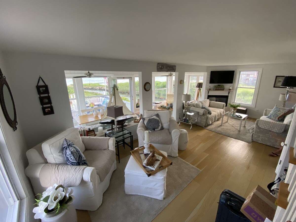 Newly Renovated Summer Island Pt Home Surrounded By Water With Spectacular Views