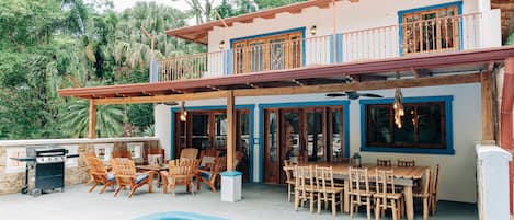 Main level pool deck 