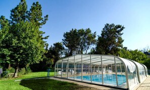 Pool inomhus/utomhus