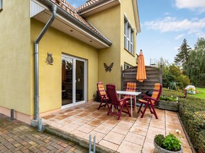 Außenseite Ferienhaus [Sommer]