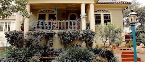 View of Laurel Front Porch