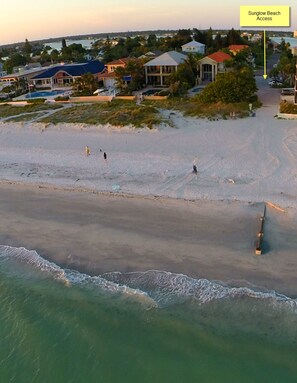 SUNGLOWs PRIME UPSCALE LOCATION...an AMAZING MILE of PRIVATE HOMES & WHITE SAND
