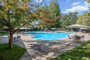 Luxury meets Napa Valley beauty! Enjoy a serene pool oasis where relaxation meets elegance.