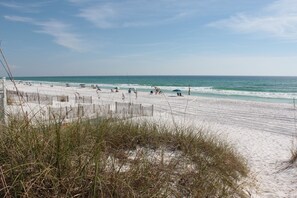 PRIVATE BEACH FOR BEACH BABY GUEST