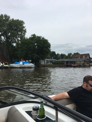 Enjoy Lake Life... Boat rental available, Ask owner for more info