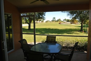view of backyard out to the par 3 in the background. Very quiet and relaxing.