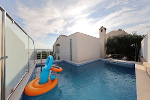 Holiday Home Swimming Pool