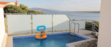 Holiday Home Swimming Pool