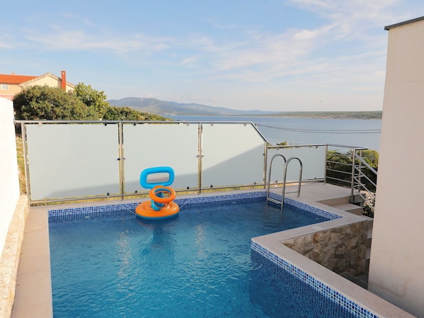 Holiday Home Swimming Pool