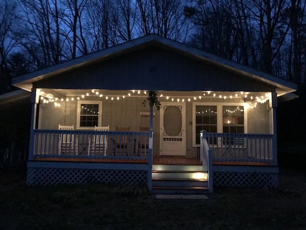 Charming lights and four large rockers for hanging out. 