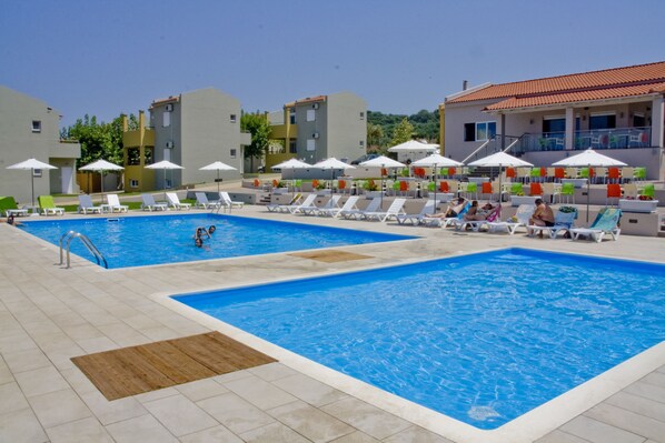 Utomhuspool
