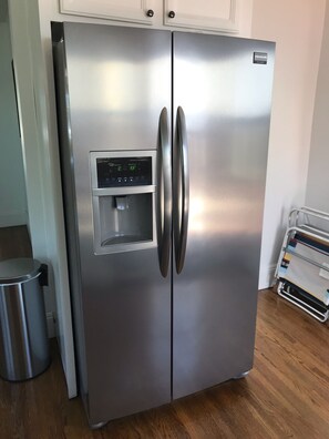 Stainless steel refrigerator and freezer 