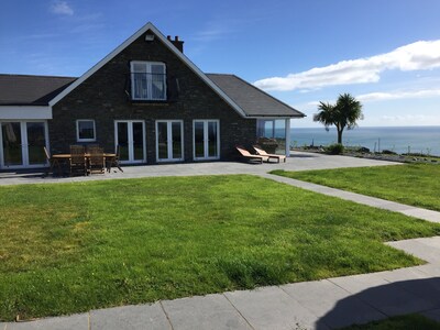 Ocean Views ,kinsale 6 Bedroom house,5 bathrooms,Gazebo,kids playroom,sleeps 22