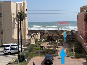 The beachview-directly in front of the house , only 100 ft fr  house to beach