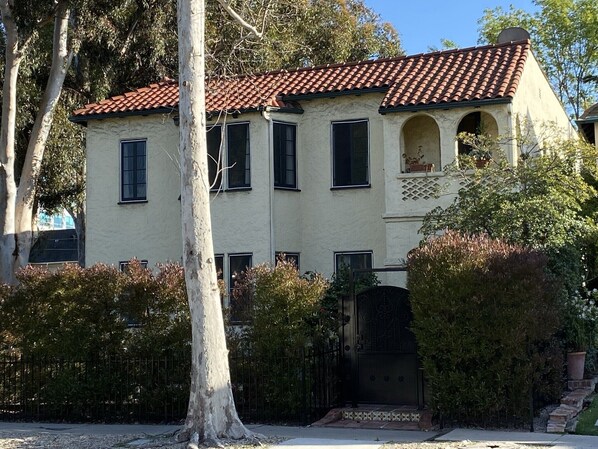 Front view of the duplex 