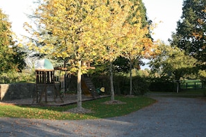 Swing set and climbing frame