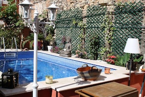 Utomhuspool
