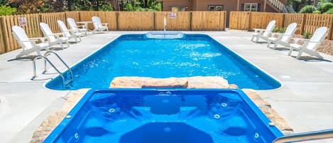 Invigorating outdoor pool.getaway.