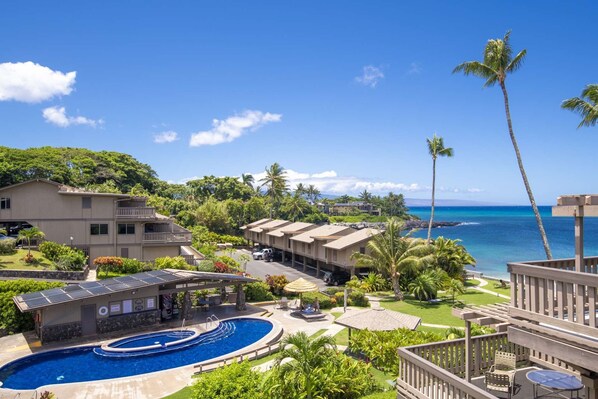 Kahana Sunset C8 - panoramic ocean views with the islands of Lanai and Molokai in the background.