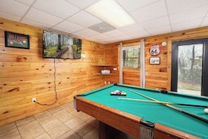 Spielezimmer