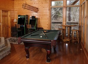 Spielezimmer