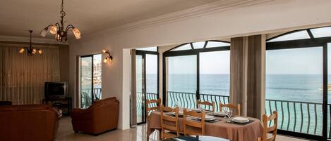 Dining & Living area overlooking the bay