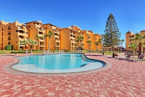 C building pool