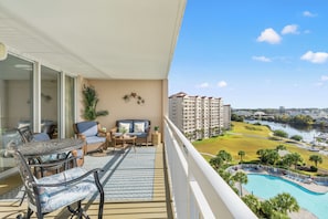 Private balcony w/comfortable seating, overlooking the marina