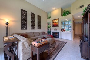 Wet Bar great for entertaining