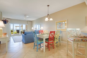 Dining/Living Area w/Waterfront View