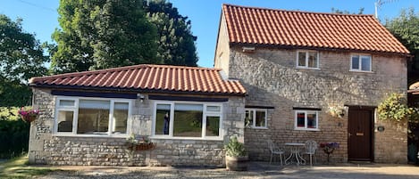 Pantiles Cottage
