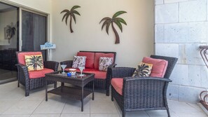 Comfort on the balcony!