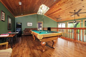 Spielezimmer