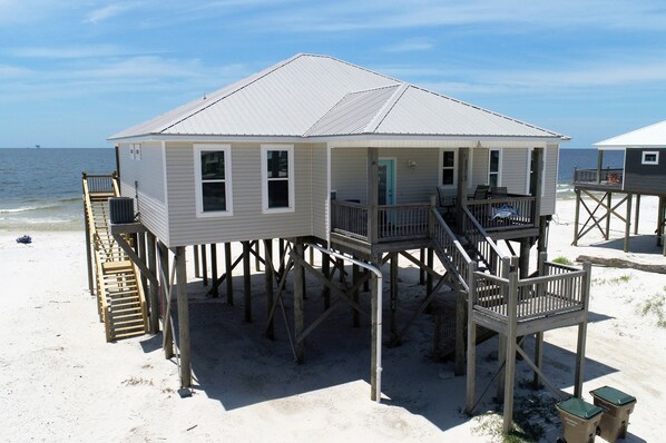 Exterior view of Tide Therapy, a Gulf Front Vacation home on Dauphin Island, Alabama.